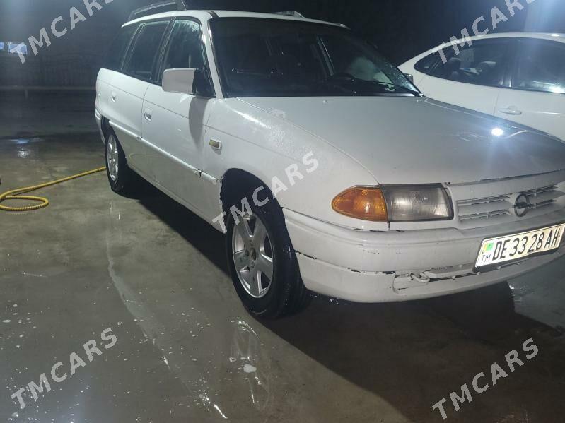 Opel Astra 1996 - 37 000 TMT - Бахарден - img 3
