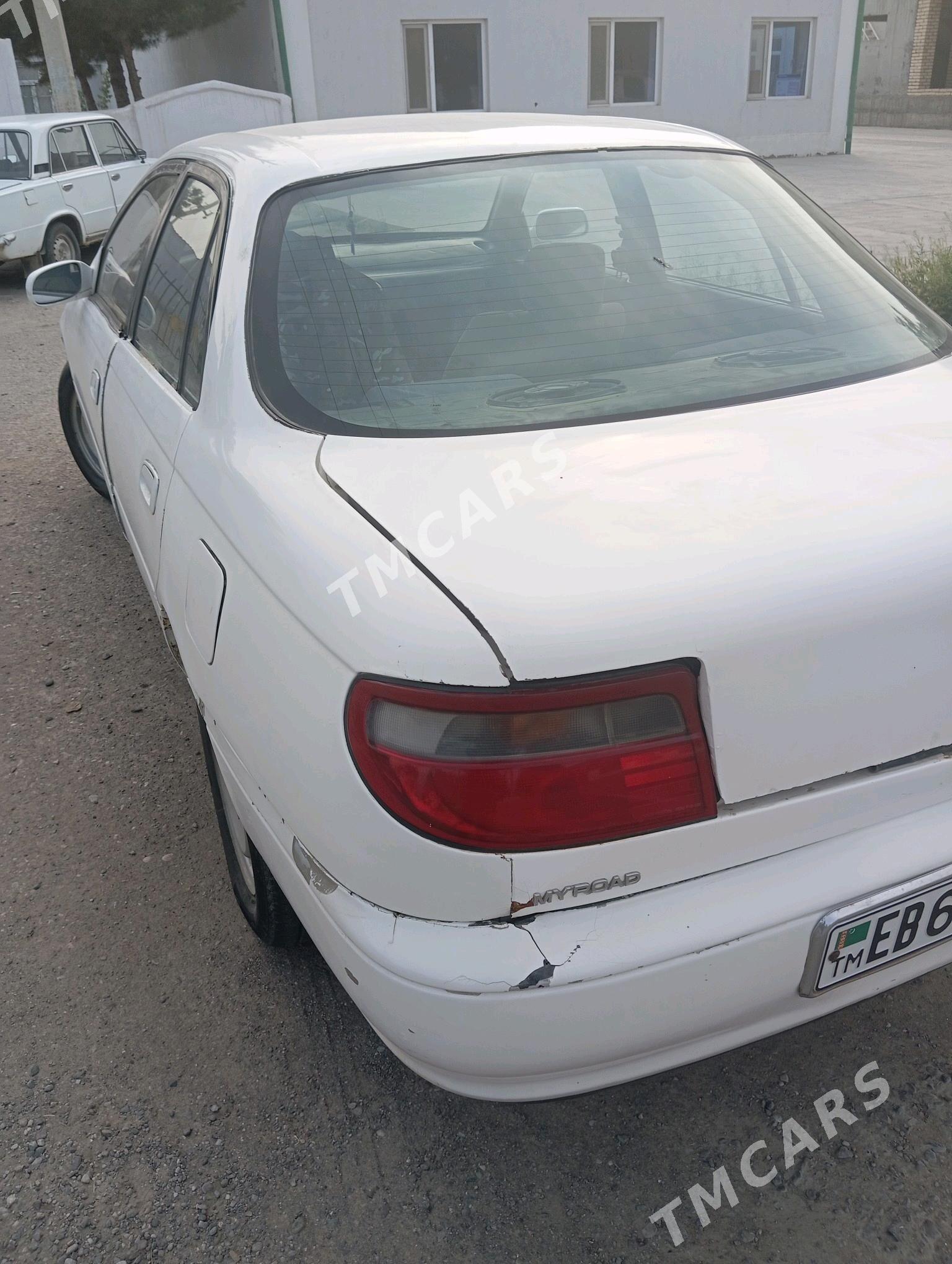 Toyota Carina 1995 - 30 000 TMT - Байрамали - img 3