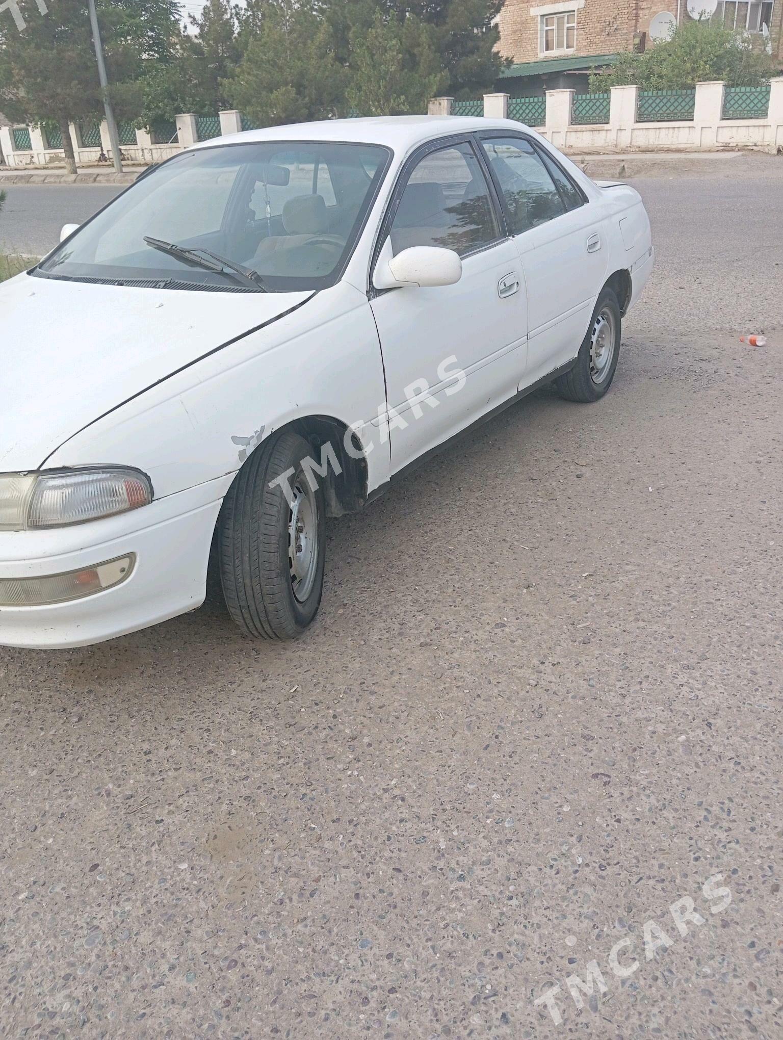 Toyota Carina 1995 - 30 000 TMT - Байрамали - img 4