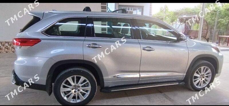 Toyota Highlander 2014 - 330 000 TMT - Мары - img 10