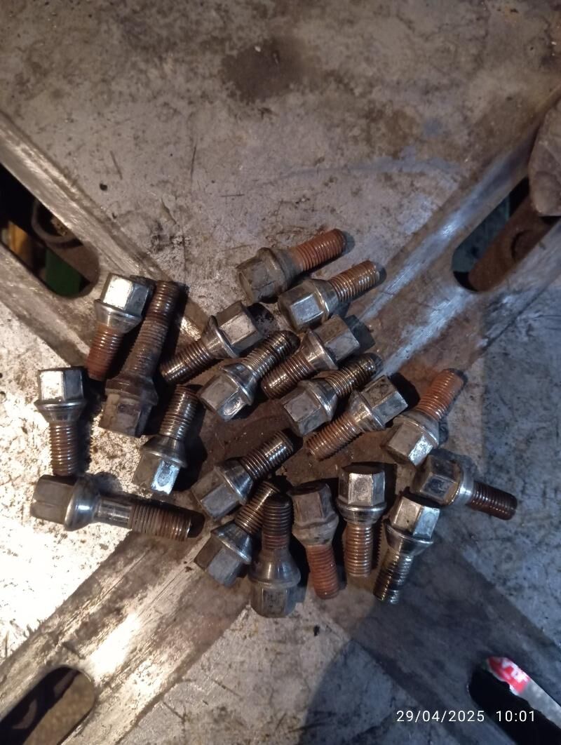 Mercedes bolt kici morda 25 TMT - Balkanabat - img 2