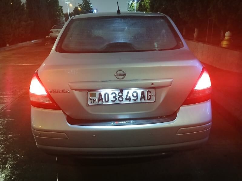 Nissan Versa 2009 - 113 000 TMT - Мир 8 - img 5
