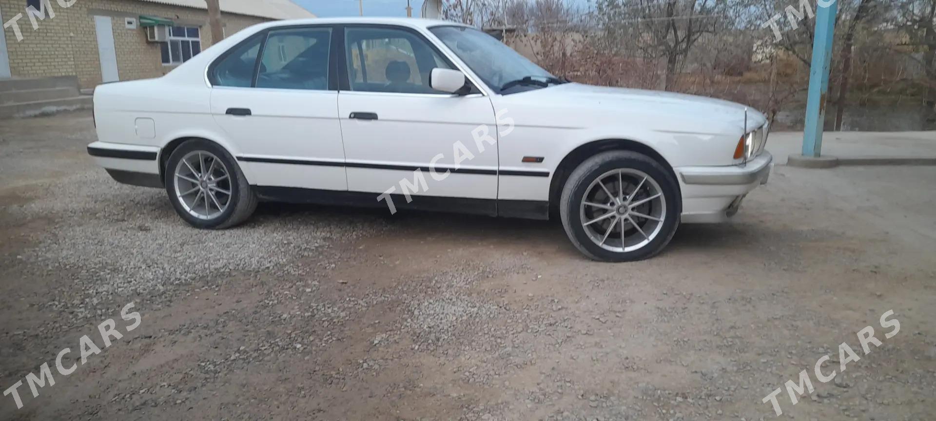 BMW E34 1994 - 50 000 TMT - Кака - img 4