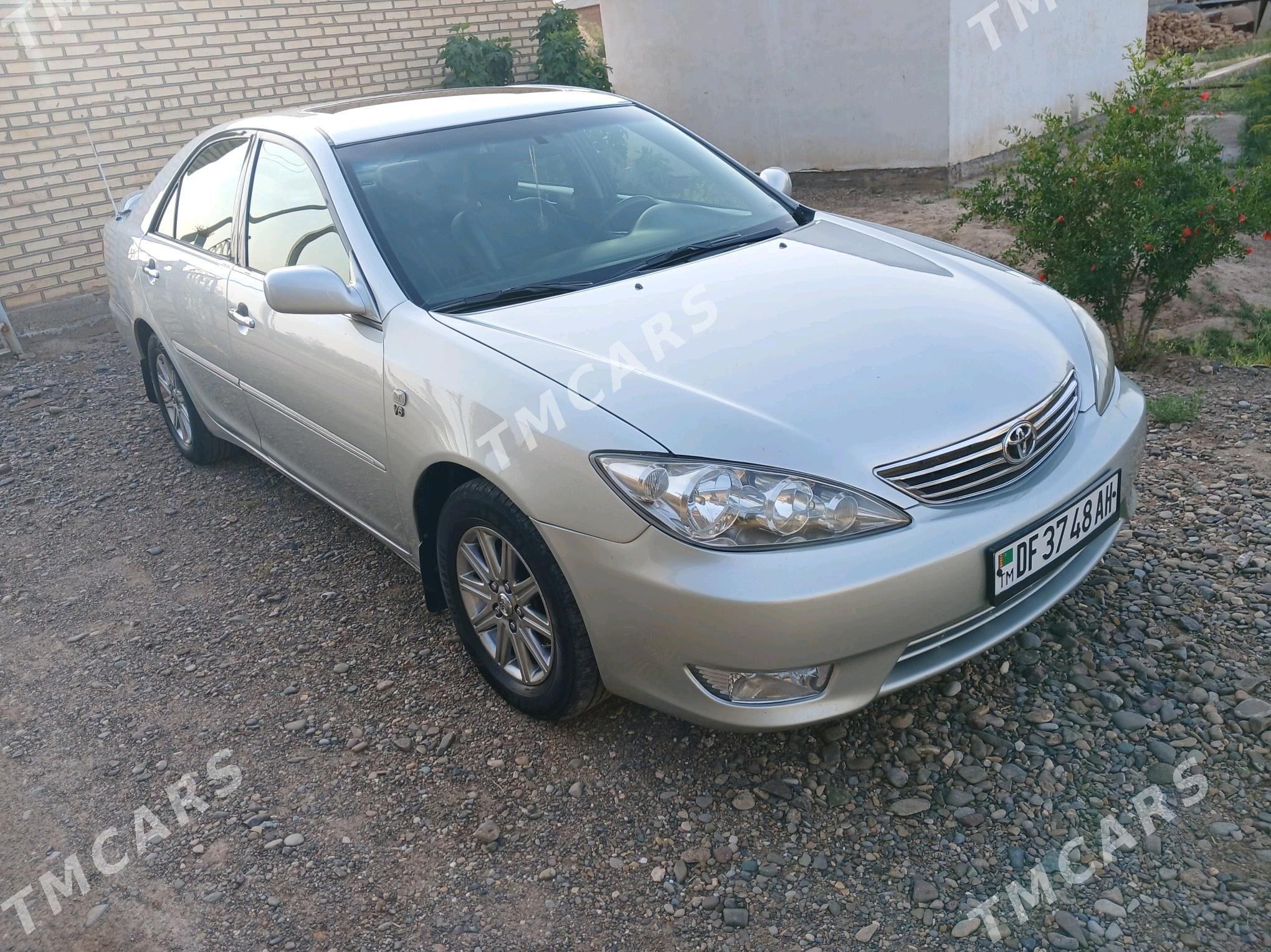 Toyota Camry 2005 - 200 000 TMT - Sarahs - img 2