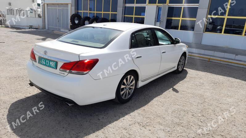 Toyota Avalon 2010 - 230 000 TMT - Мургап - img 3
