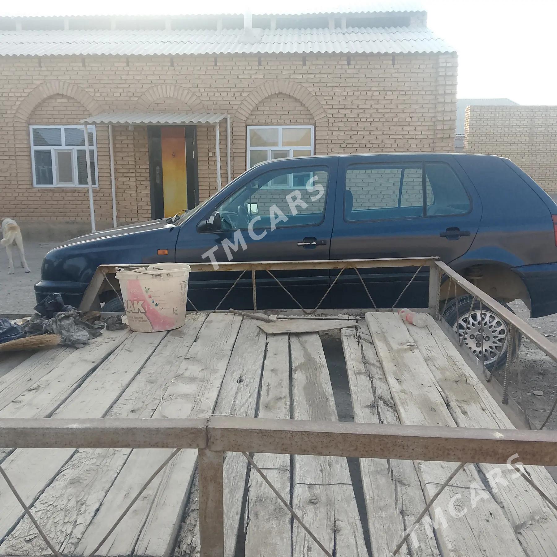 Volkswagen Golf 1995 - 15 000 TMT - Кака - img 2