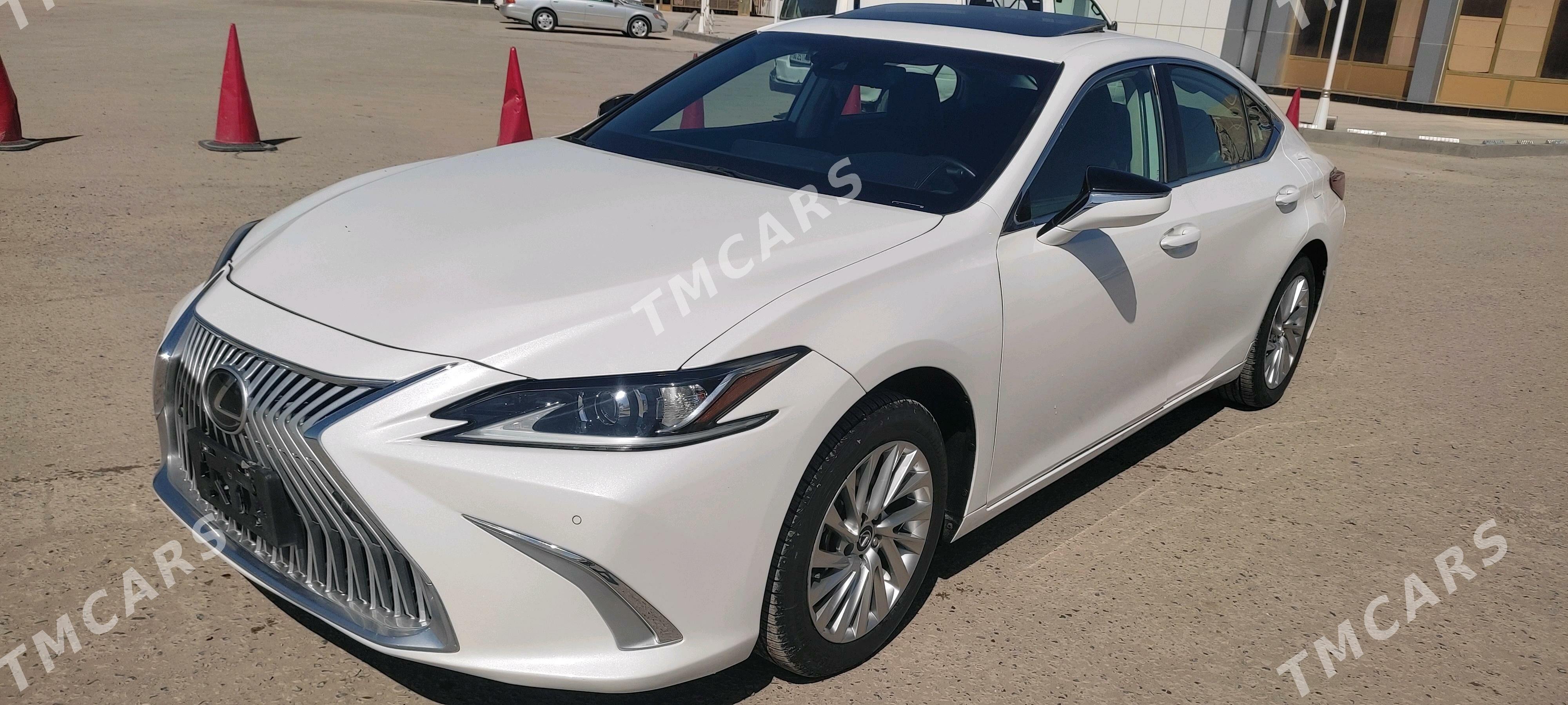 Lexus ES 350 2019 - 420 000 TMT - Мары - img 8