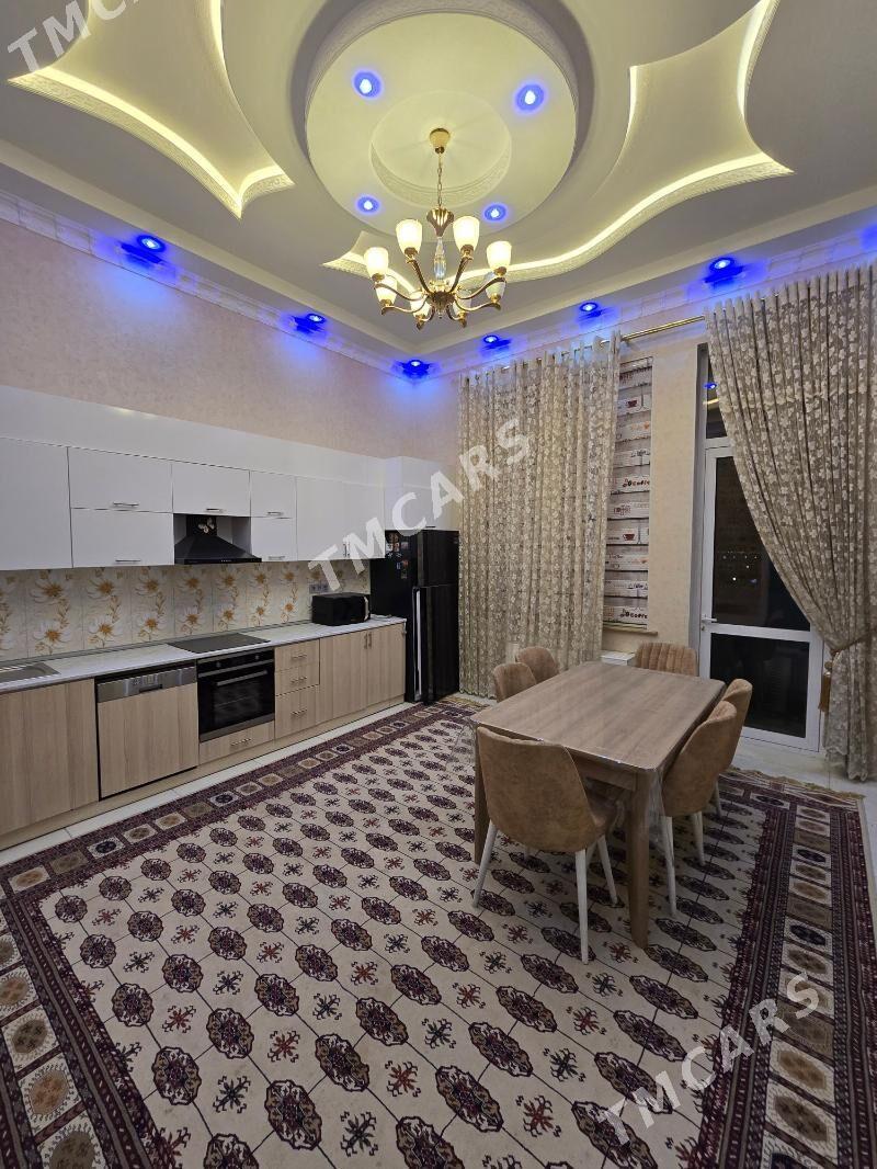 16 TAPGYR 3 KOMNAT 6 ETAŽ - Aşgabat - img 4