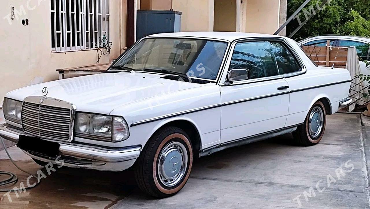 Mercedes-Benz 230E 1983 - 295 000 TMT - Aşgabat - img 5