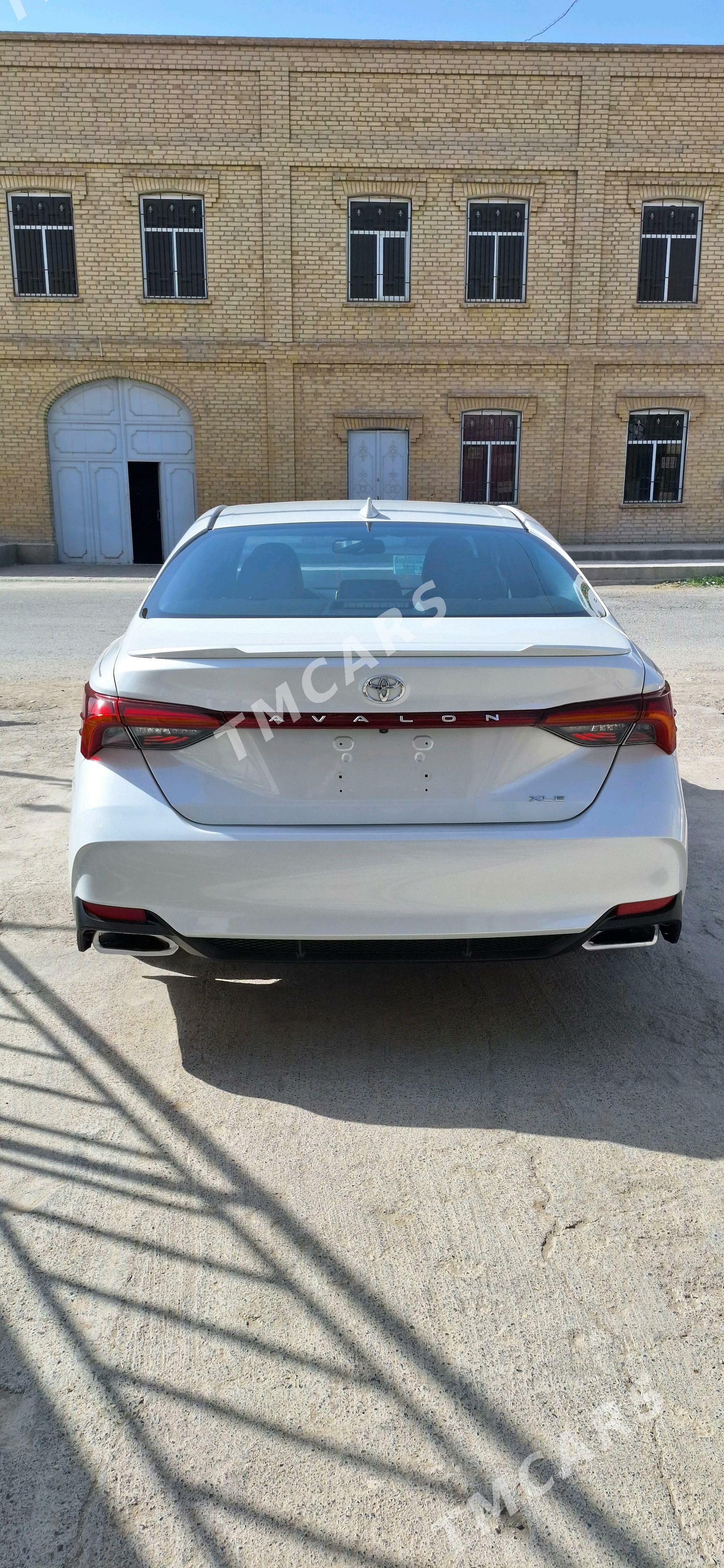 Toyota Avalon 2022 - 520 000 TMT - Kerki - img 4