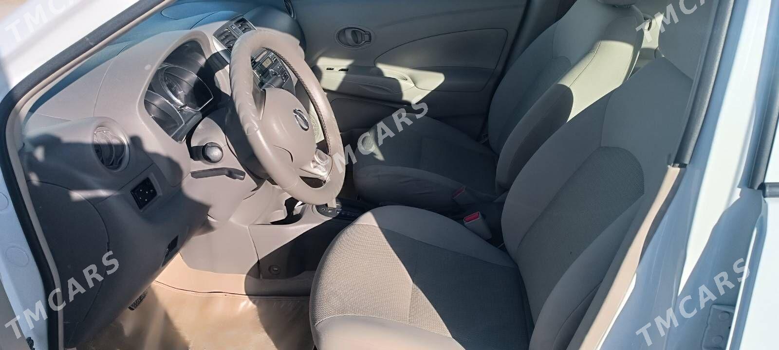 Nissan Versa 2011 - 92 000 TMT - Bäherden - img 5