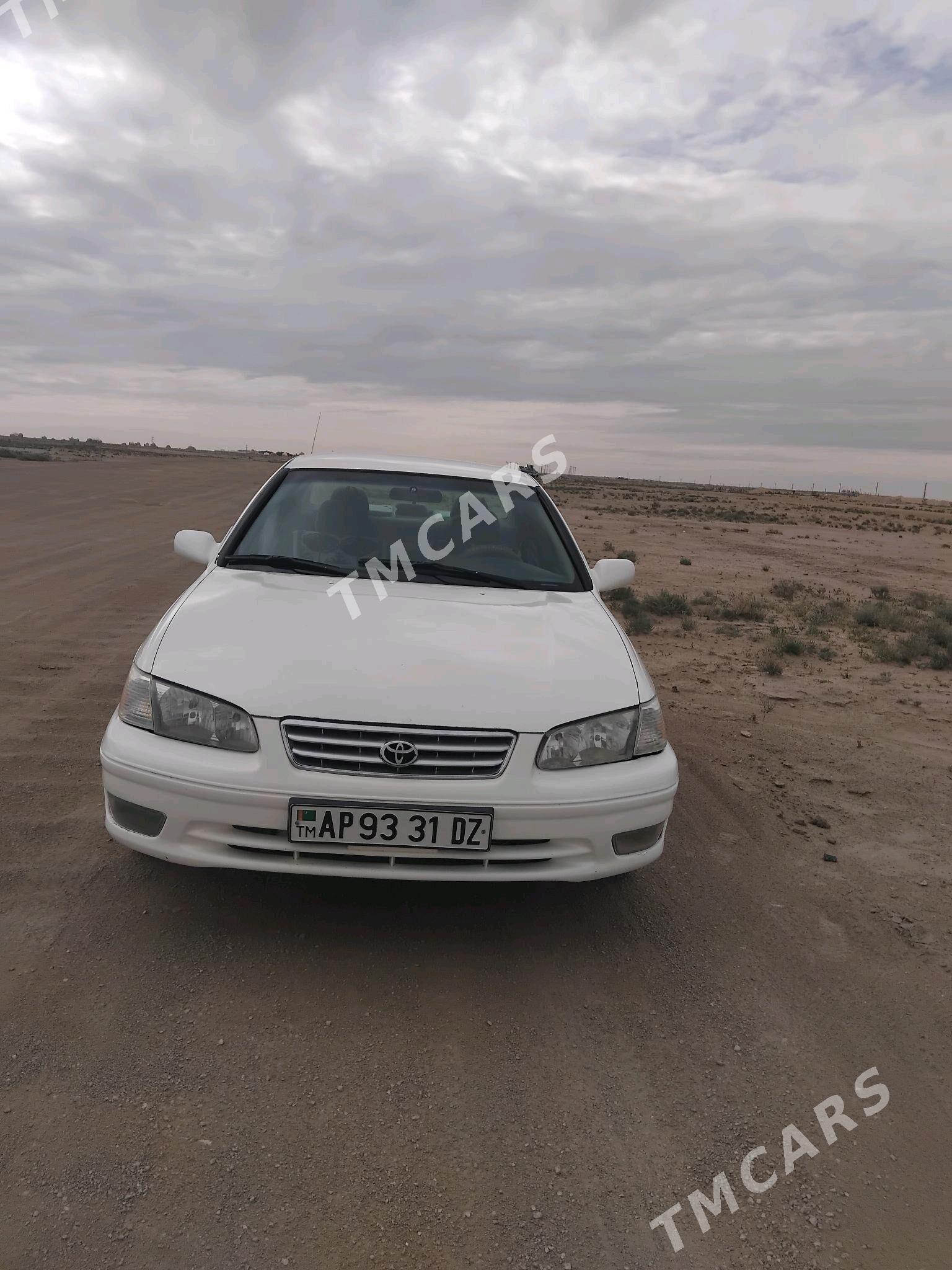 Toyota Camry 1999 - 110 000 TMT - етр. Туркменбаши - img 3
