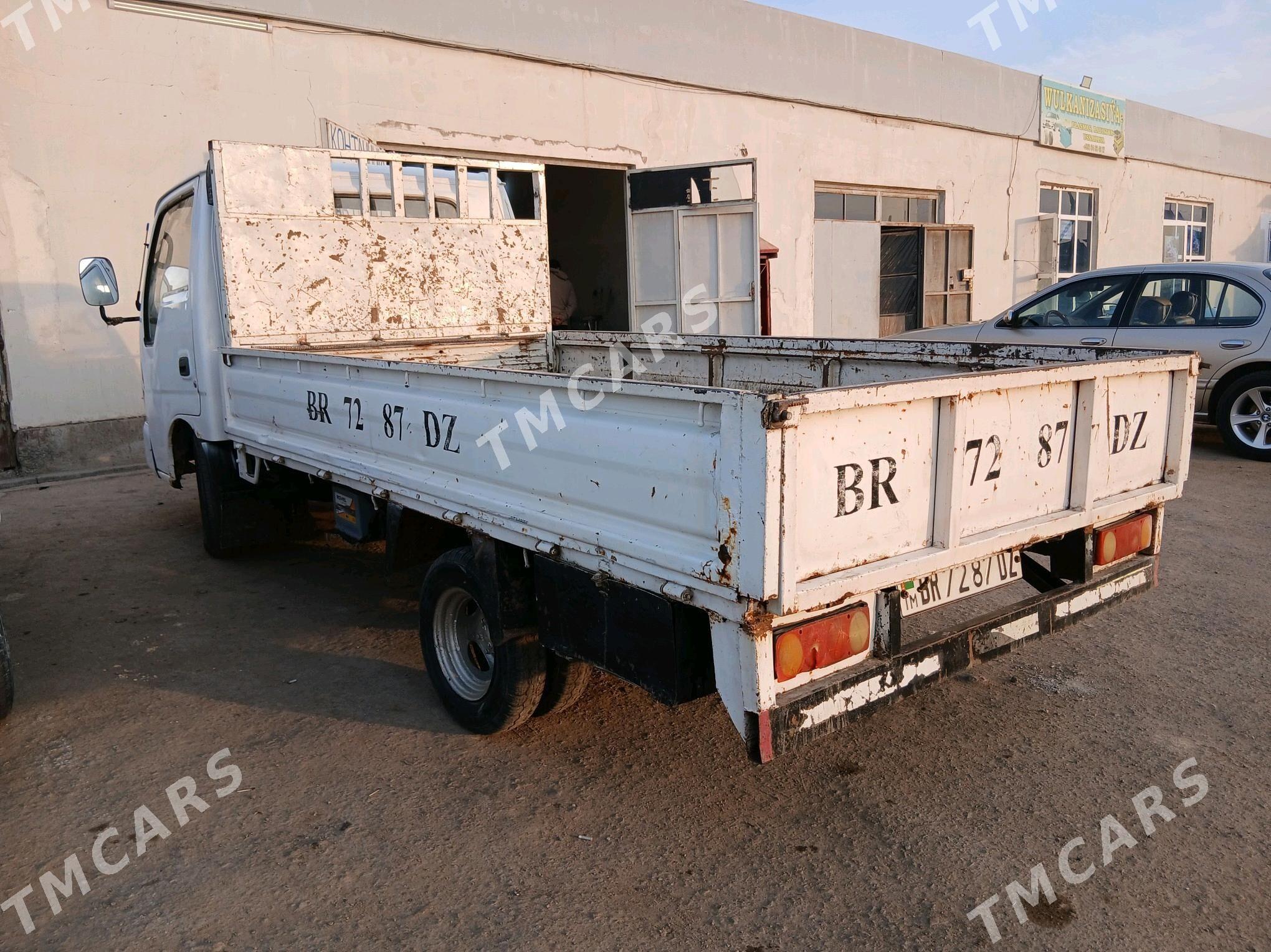 Kia Bongo 2003 - 70 000 TMT - Дашогуз - img 2
