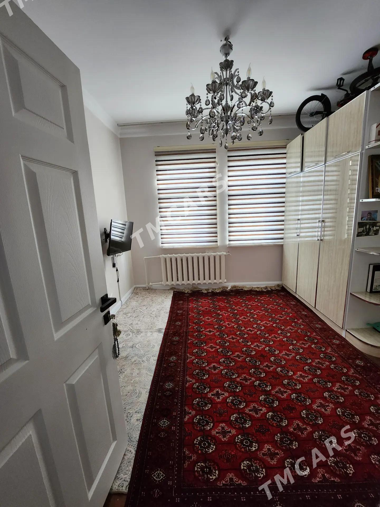 Dosaf proyezd 5/5 etaź 3+1kom - Ашхабад - img 5