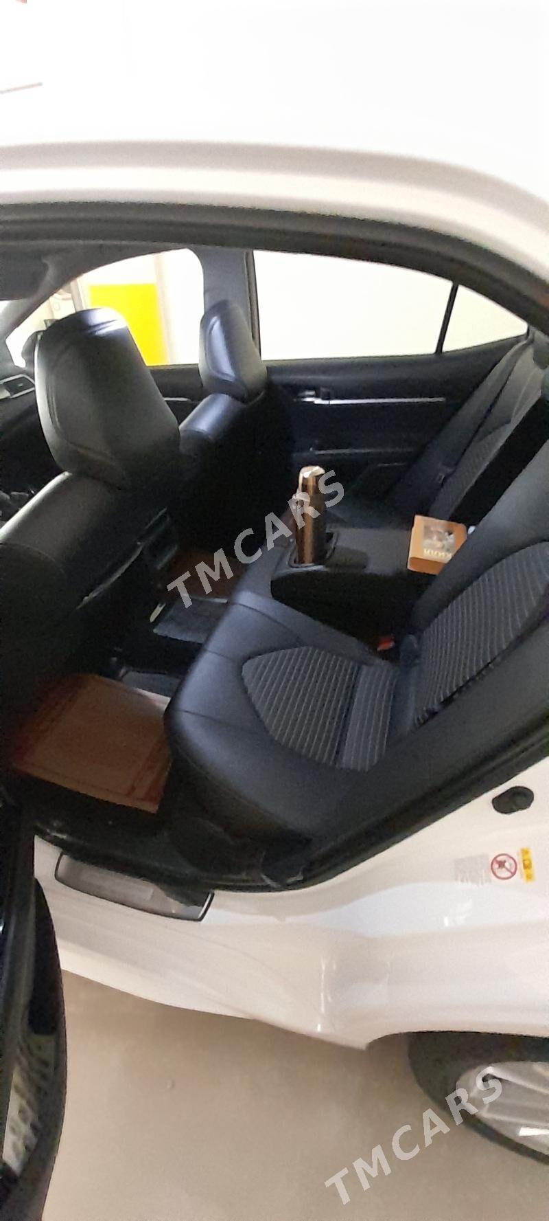 Toyota Camry 2018 - 319 000 TMT - Aşgabat - img 6