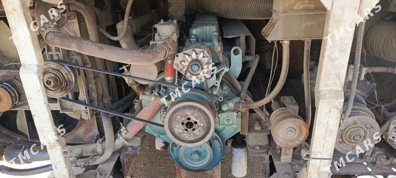 Mitsubishi Rosa 2000 - 250 000 TMT - Мары - img 7