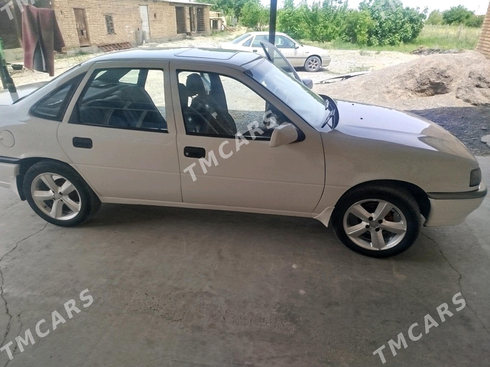 Opel Vectra 1991 - 50 000 TMT - Kaka - img 9