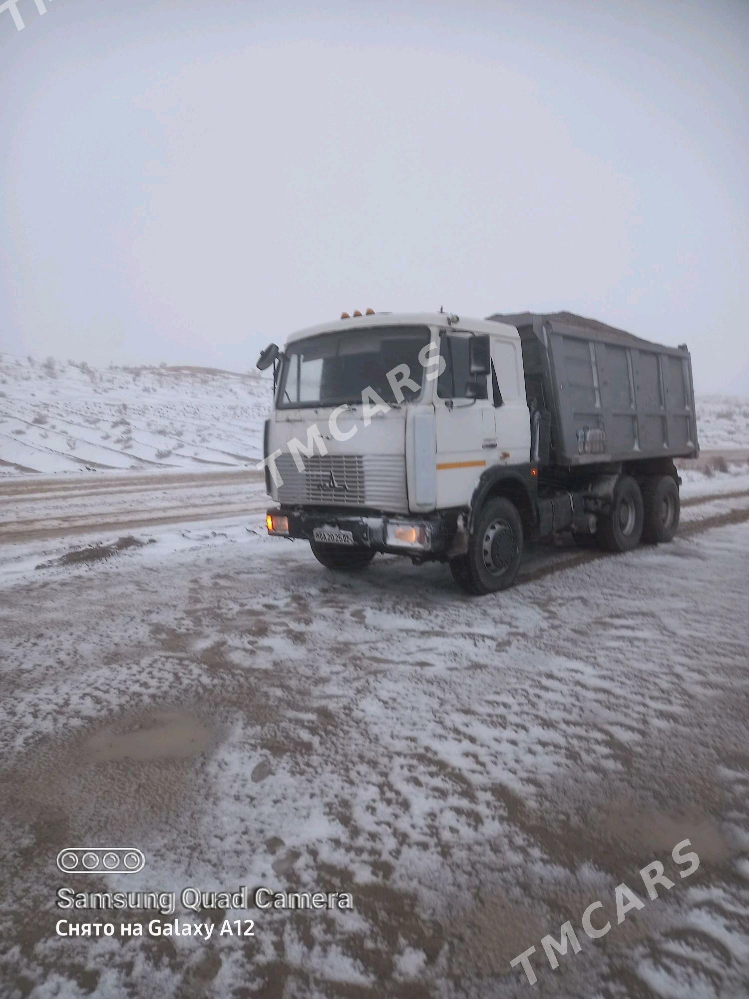Maz Samosval 2012 - 380 000 TMT - Гурбансолтан Едже - img 2
