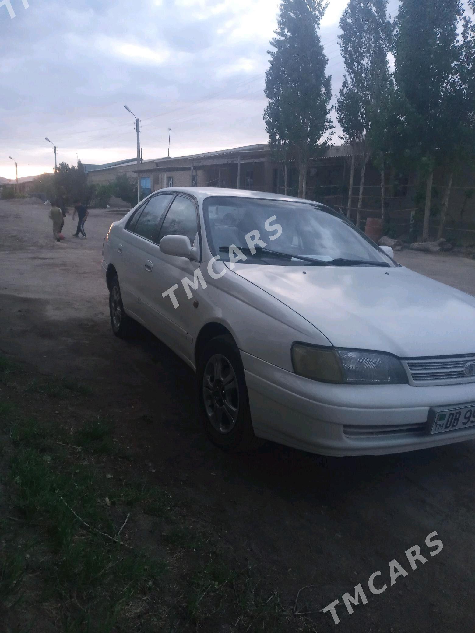 Toyota Carina 1993 - 64 000 TMT - Gubadag - img 4