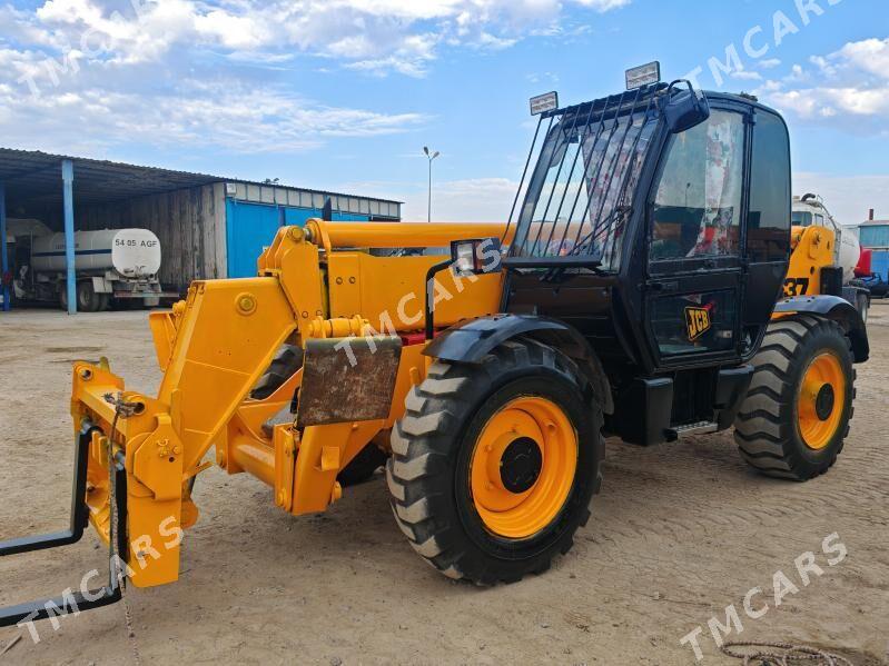 JCB 3CX Compact 2001 - 500 000 TMT - Бузмеин - img 4