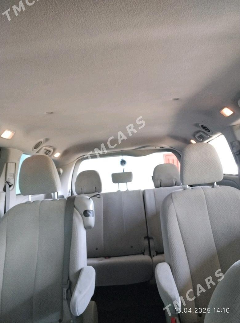 Toyota Sienna 2012 - 275 000 TMT - Дянев - img 5