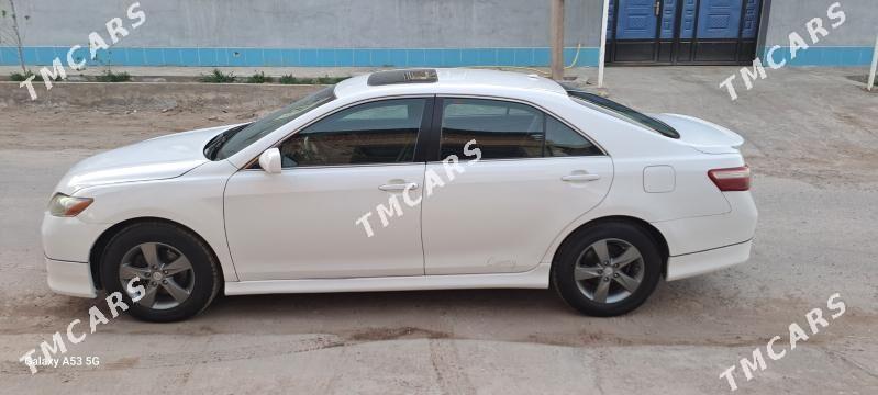 Toyota Camry 2008 - 130 000 TMT - Dänew - img 1