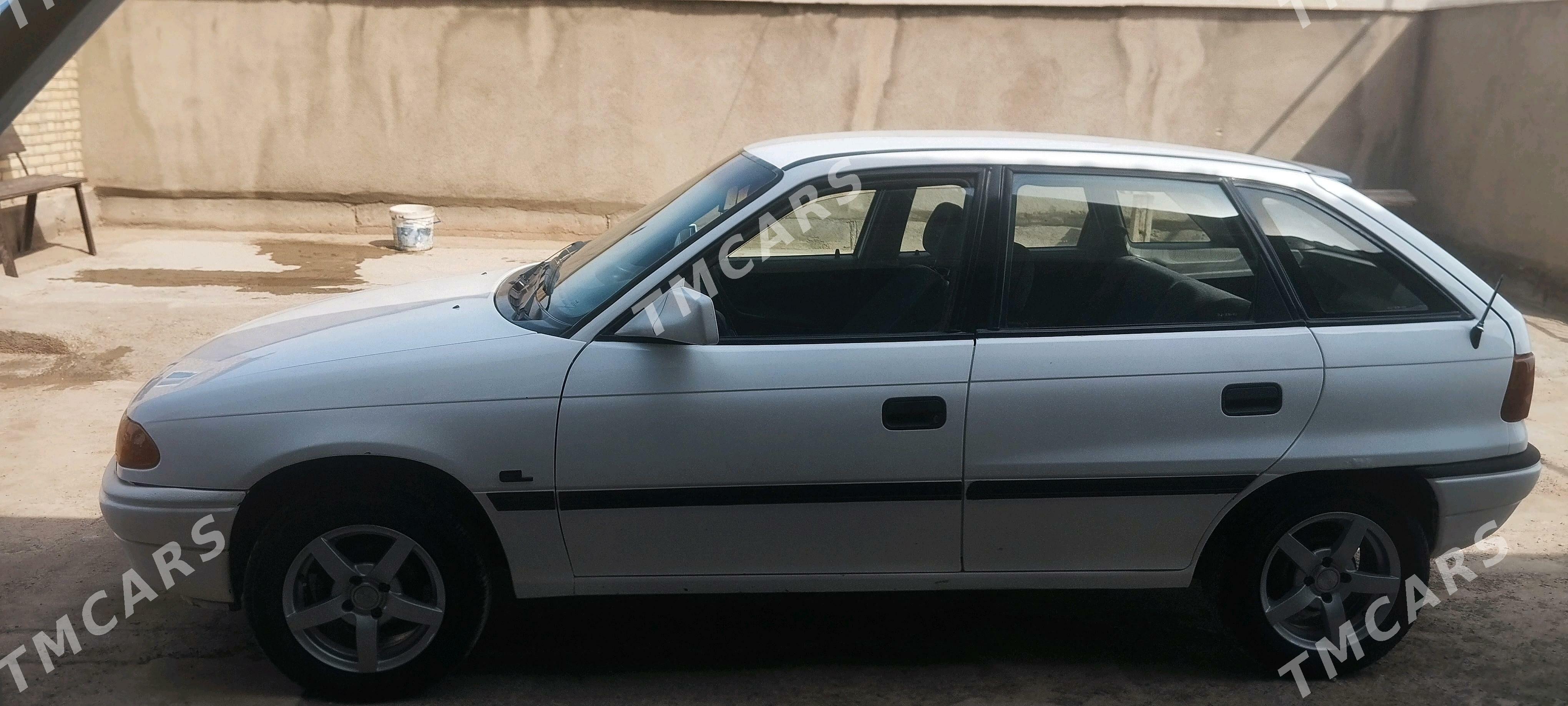 Opel Astra 1992 - 37 000 TMT - Бабадайхан - img 5