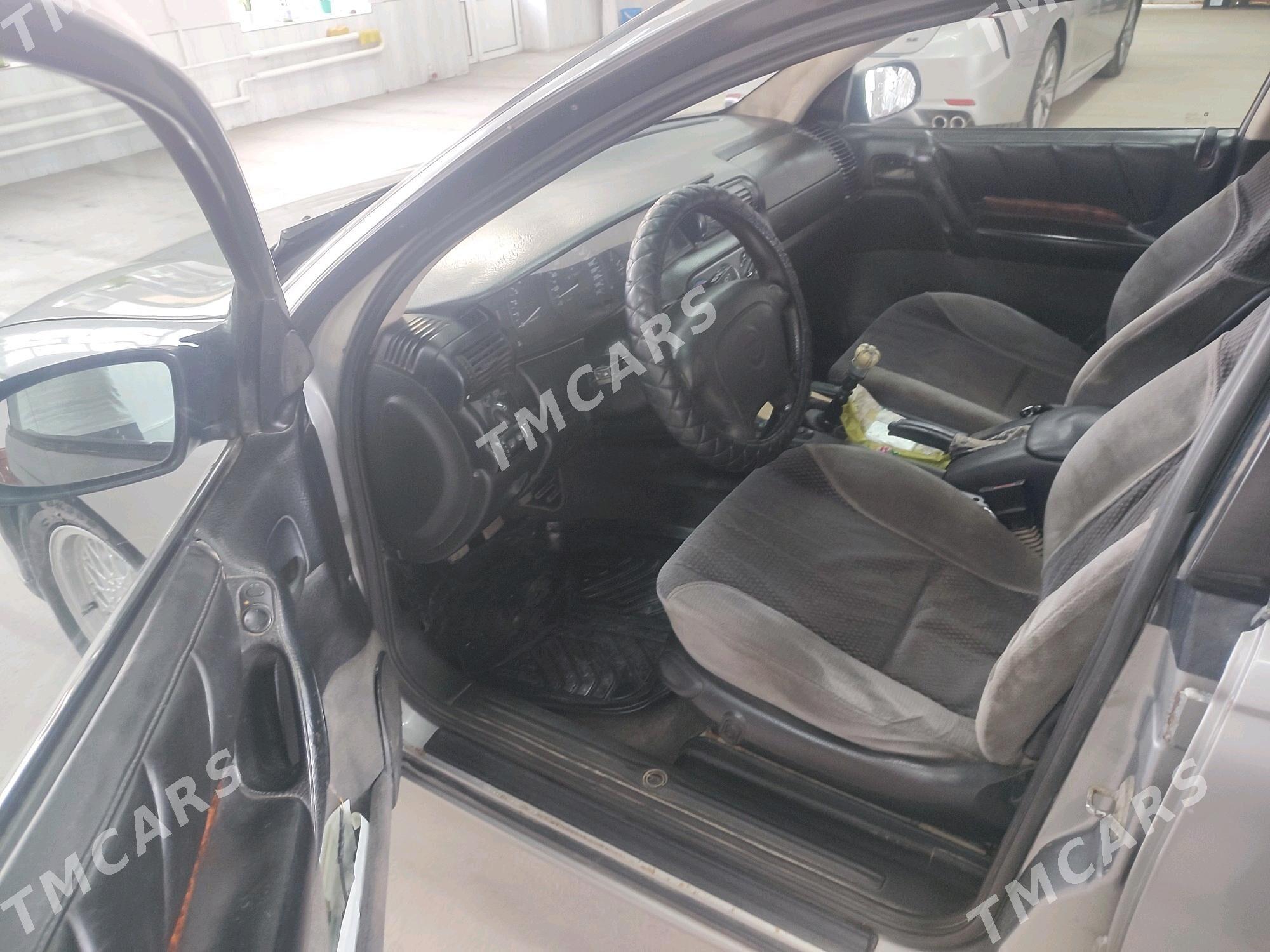 Opel Omega 1995 - 32 000 TMT - Türkmenabat - img 4