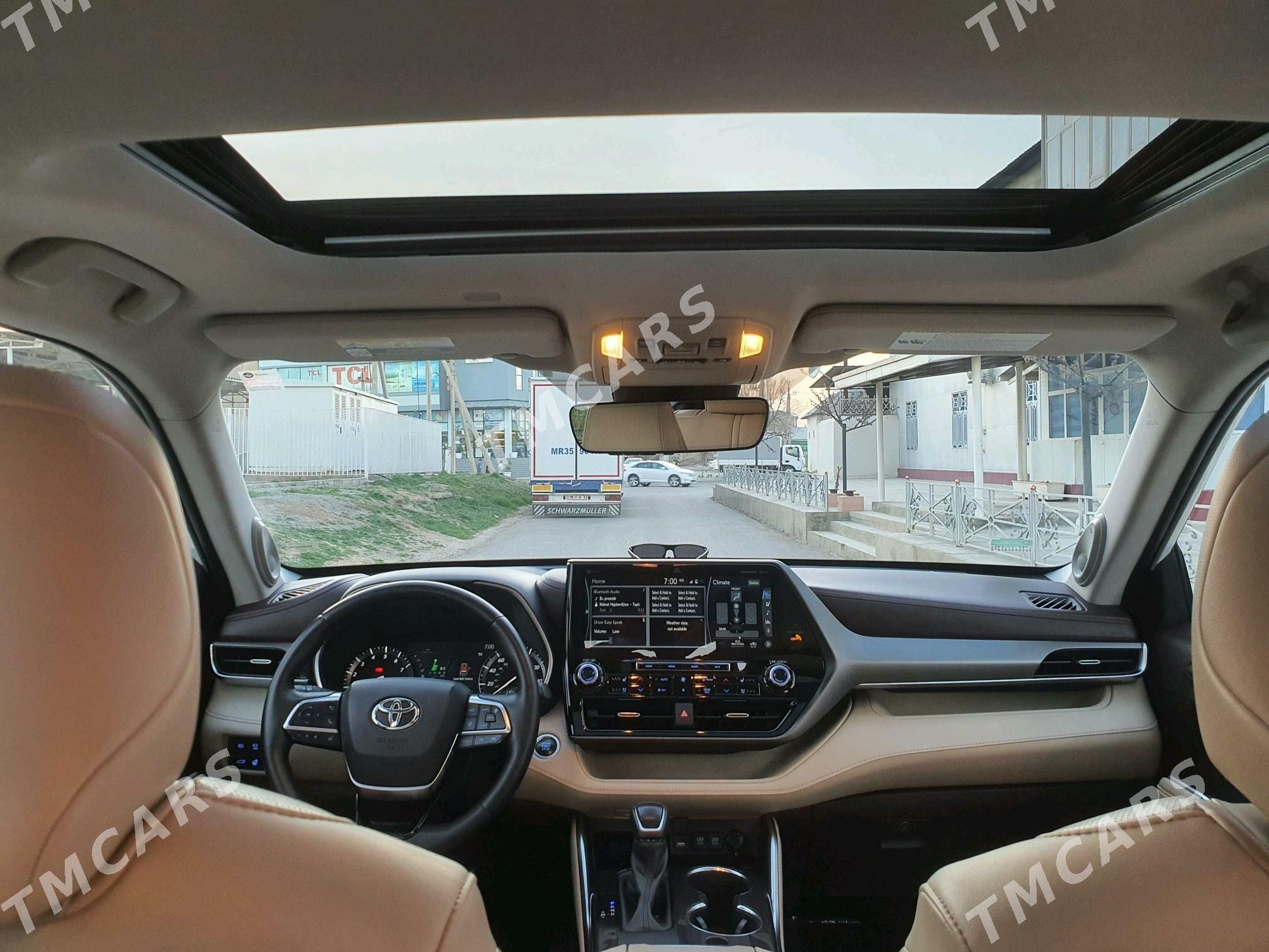 Toyota Highlander 2021 - 580 000 TMT - Мары - img 5