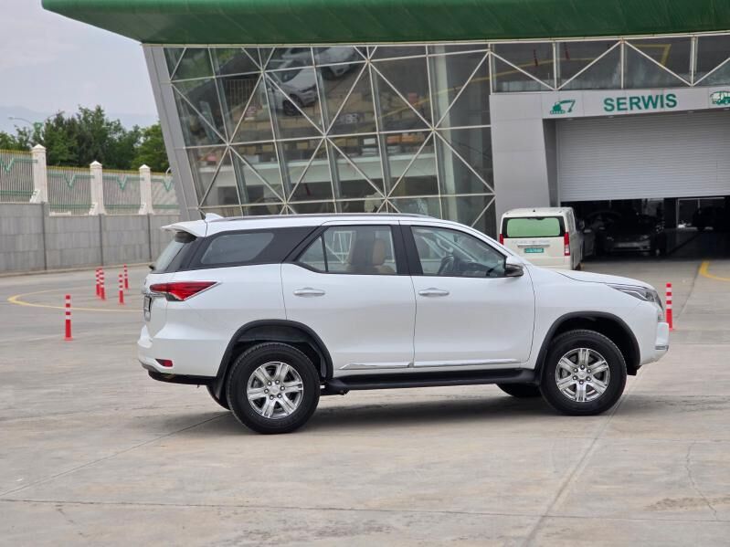 Toyota Fortuner 2024 - 655 000 TMT - 11 мкр - img 7
