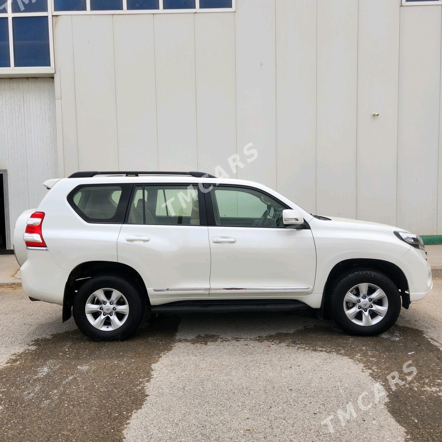 Toyota Land Cruiser Prado 2013 - 630 000 TMT - Балканабат - img 6