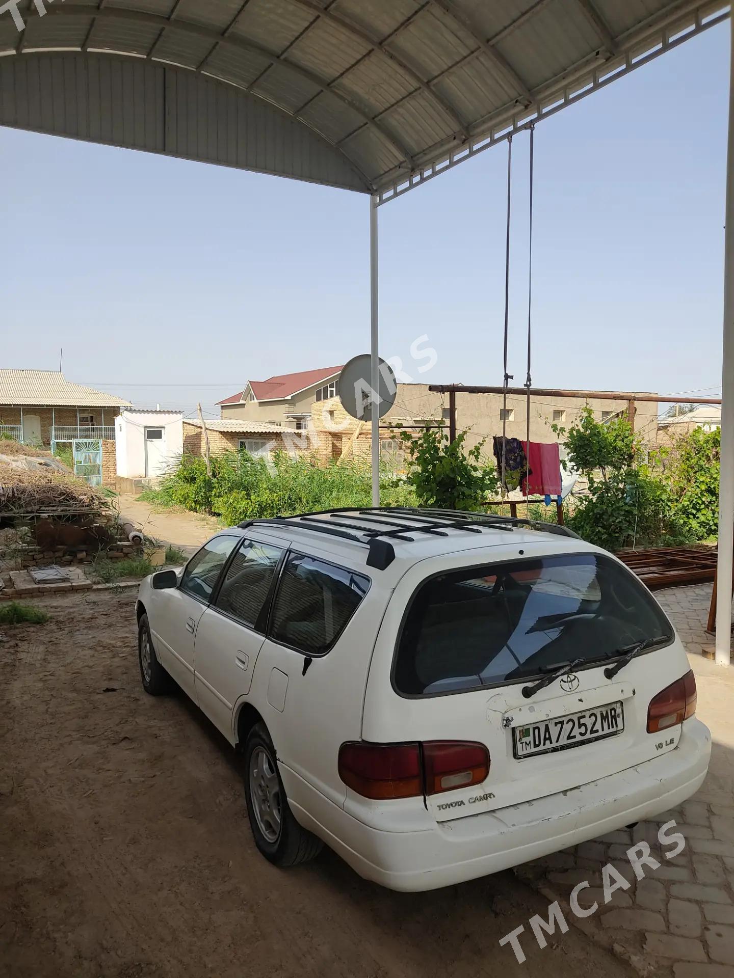 Toyota Camry 1993 - 55 000 TMT - Ёлётен - img 2