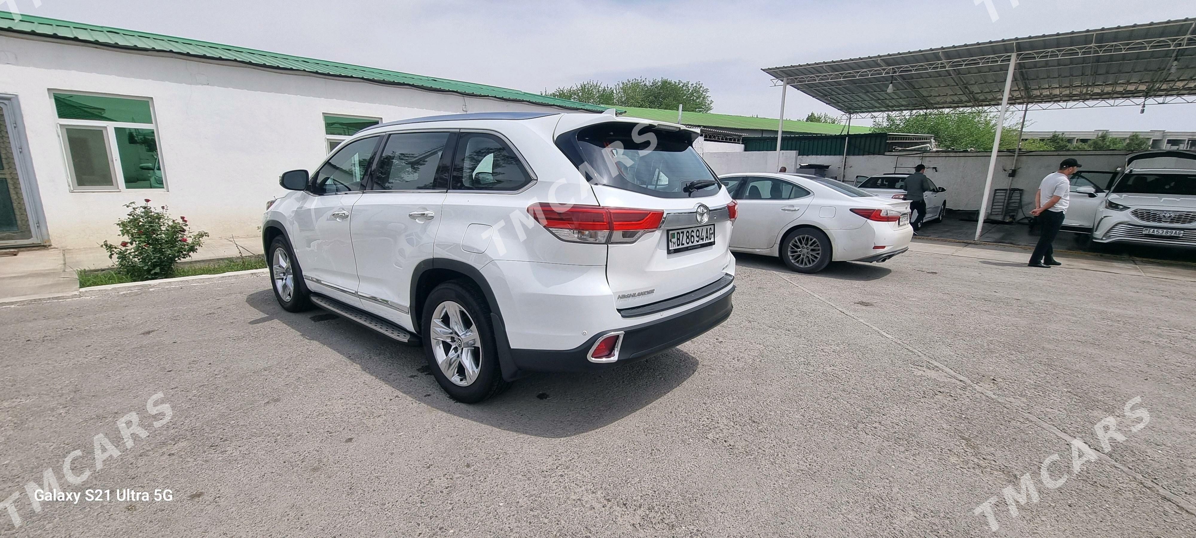 Toyota Highlander 2016 - 410 000 TMT - Büzmeýin GRES - img 2