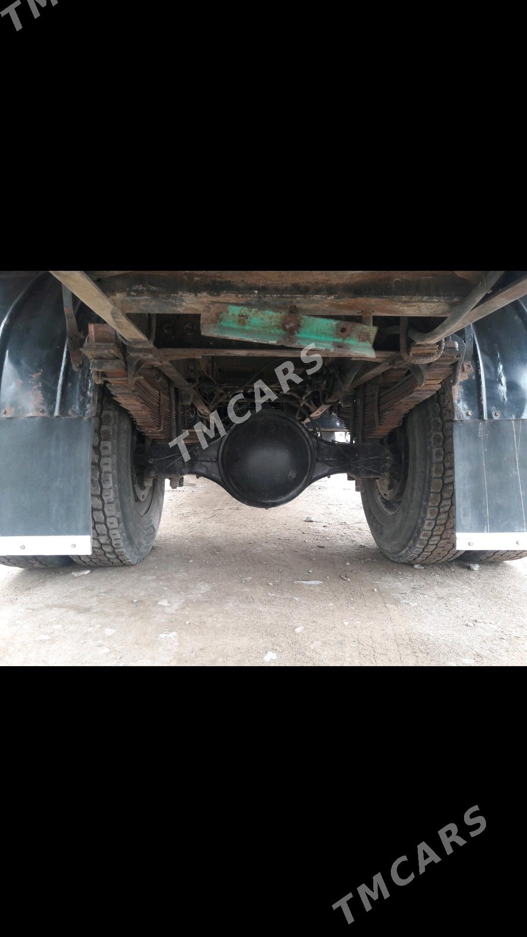 Kamaz 4310 1993 - 150 000 TMT - Gurbansoltan Eje - img 3