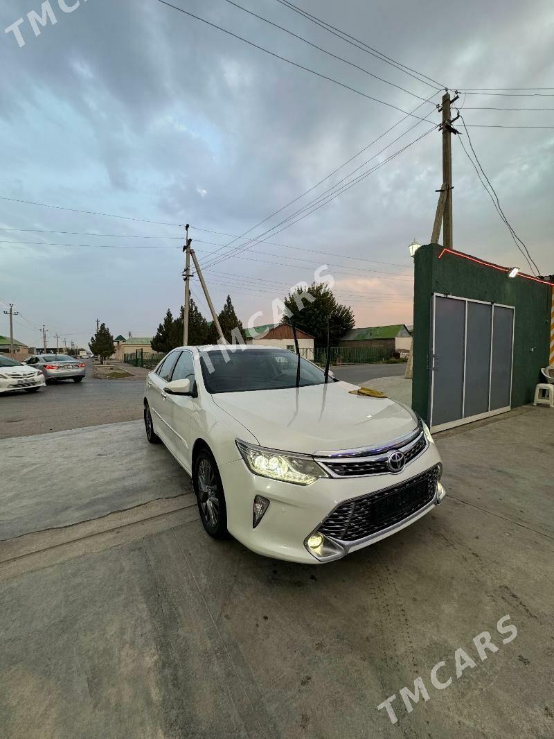 Toyota Camry 2017 - 430 000 TMT - Büzmeýin - img 4