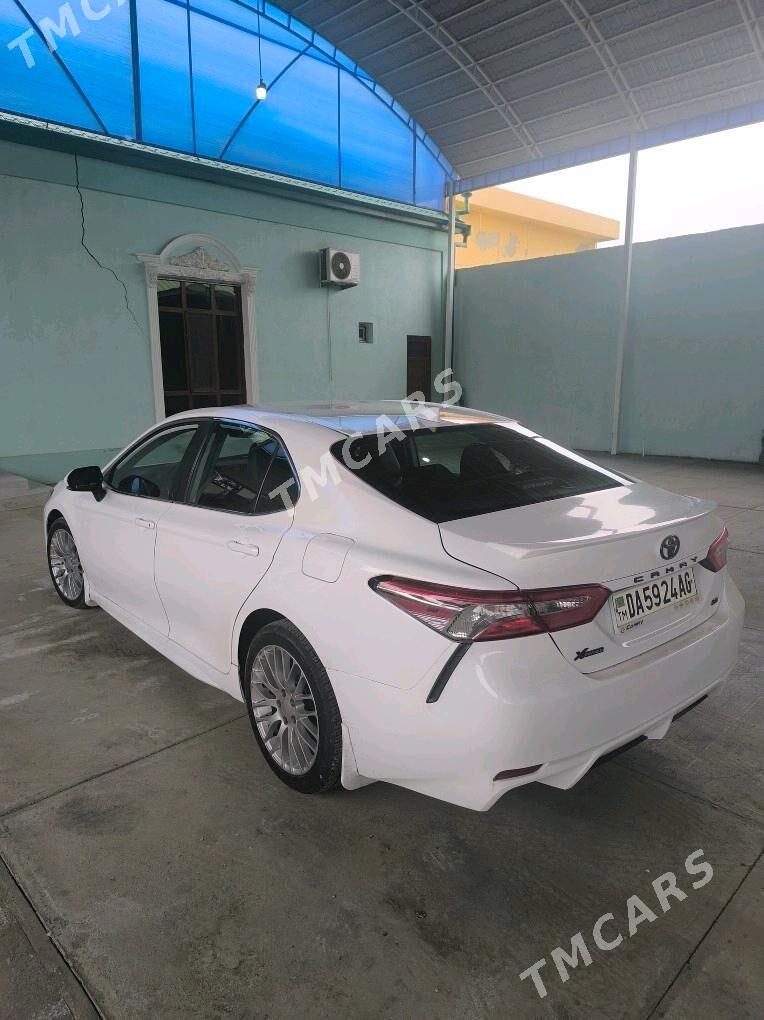 Toyota Camry 2021 - 315 200 TMT - Garadamak - img 3