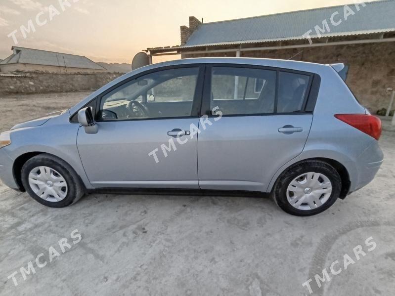 Nissan Versa 2011 - 100 000 TMT - Берекет - img 2