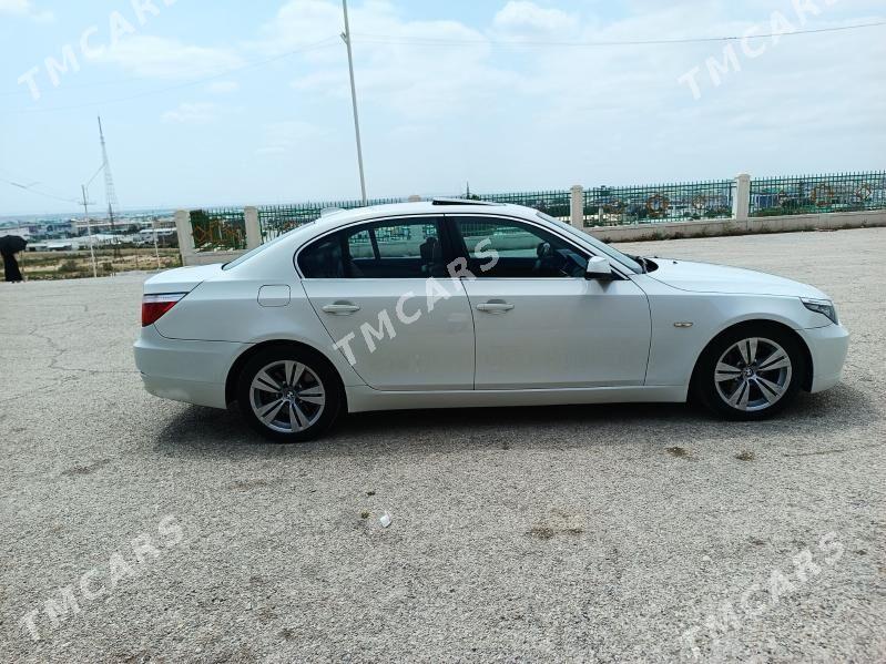 BMW E60 2009 - 200 000 TMT - Балканабат - img 3