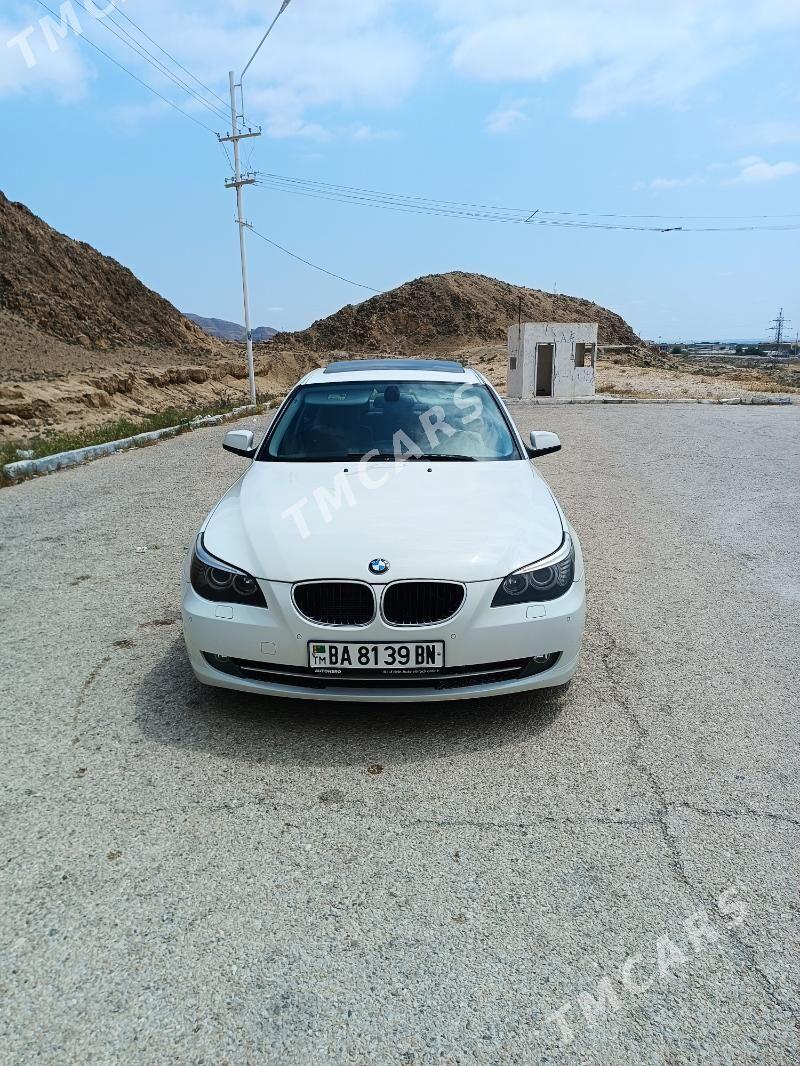 BMW E60 2009 - 200 000 TMT - Балканабат - img 2
