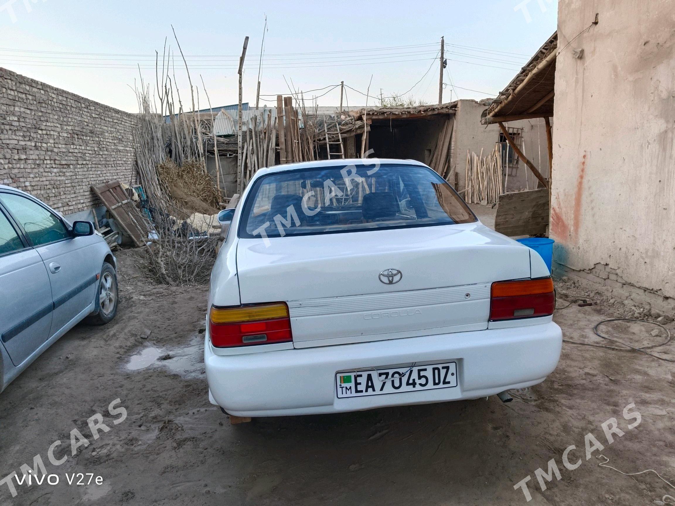 Toyota Corolla 1996 - 45 000 TMT - Köneürgenç - img 2