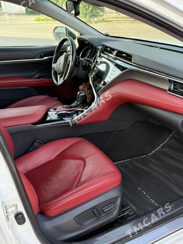 Toyota Camry 2018 - 300 000 TMT - Ашхабад - img 4