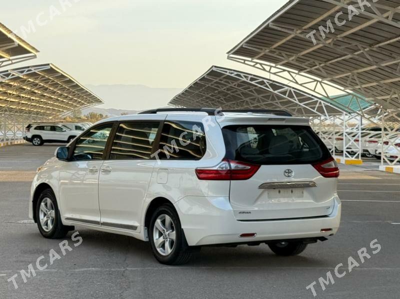 Toyota Sienna 2016 - 305 000 TMT - Aşgabat - img 5