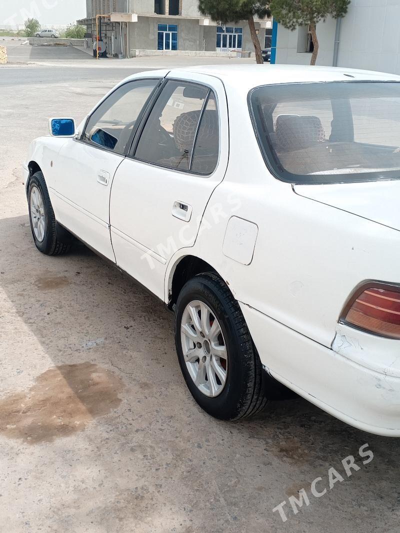 Toyota Vista 1994 - 38 000 TMT - Türkmenabat - img 4