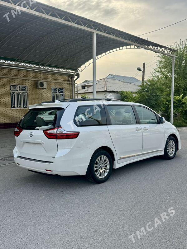Toyota Sienna 2019 - 412 000 TMT - Мары - img 4