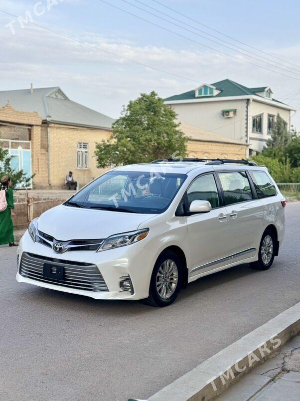 Toyota Sienna 2019 - 412 000 TMT - Мары - img 2
