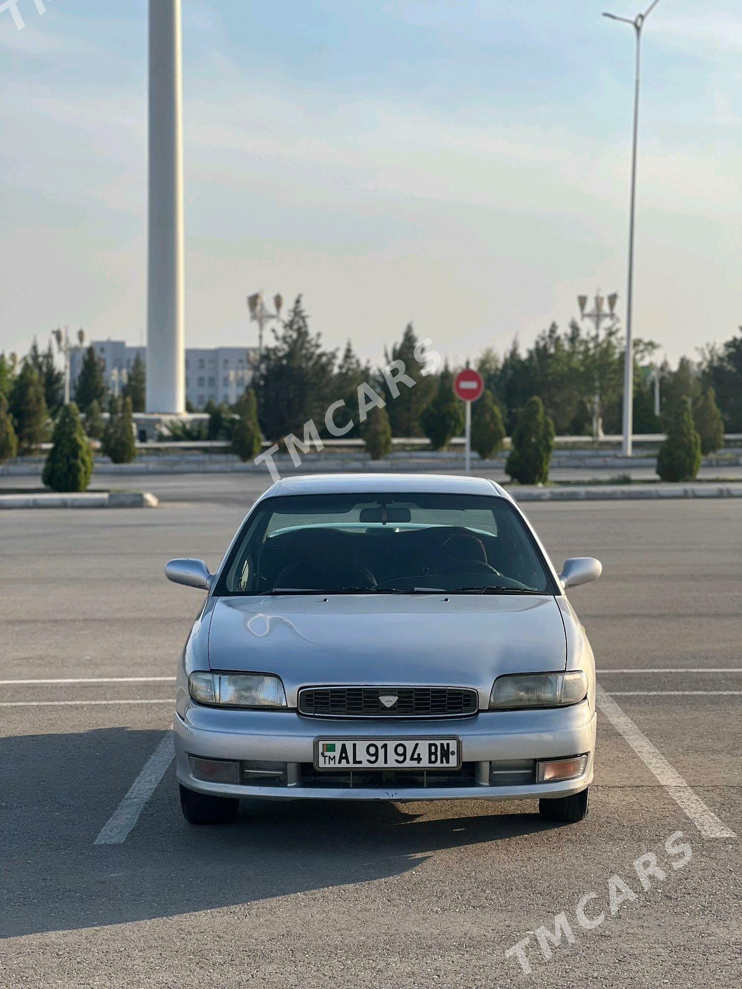 Nissan Bluebird 1995 - 30 000 TMT - Балканабат - img 3
