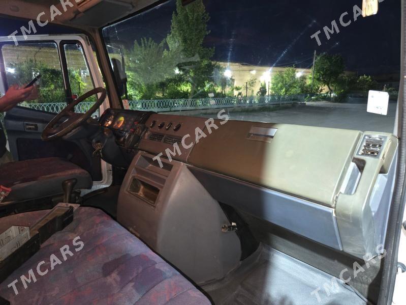 Mercedes-Benz Viano 2004 - 500 000 TMT - Туркменабат - img 5
