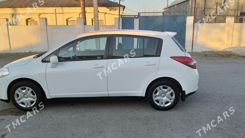 Nissan Versa 2010 - 128 000 TMT - Ашхабад - img 3