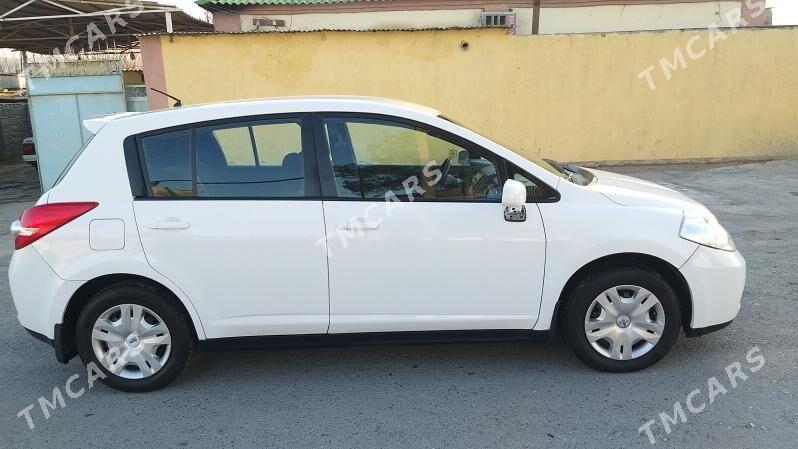 Nissan Versa 2010 - 128 000 TMT - Ашхабад - img 2