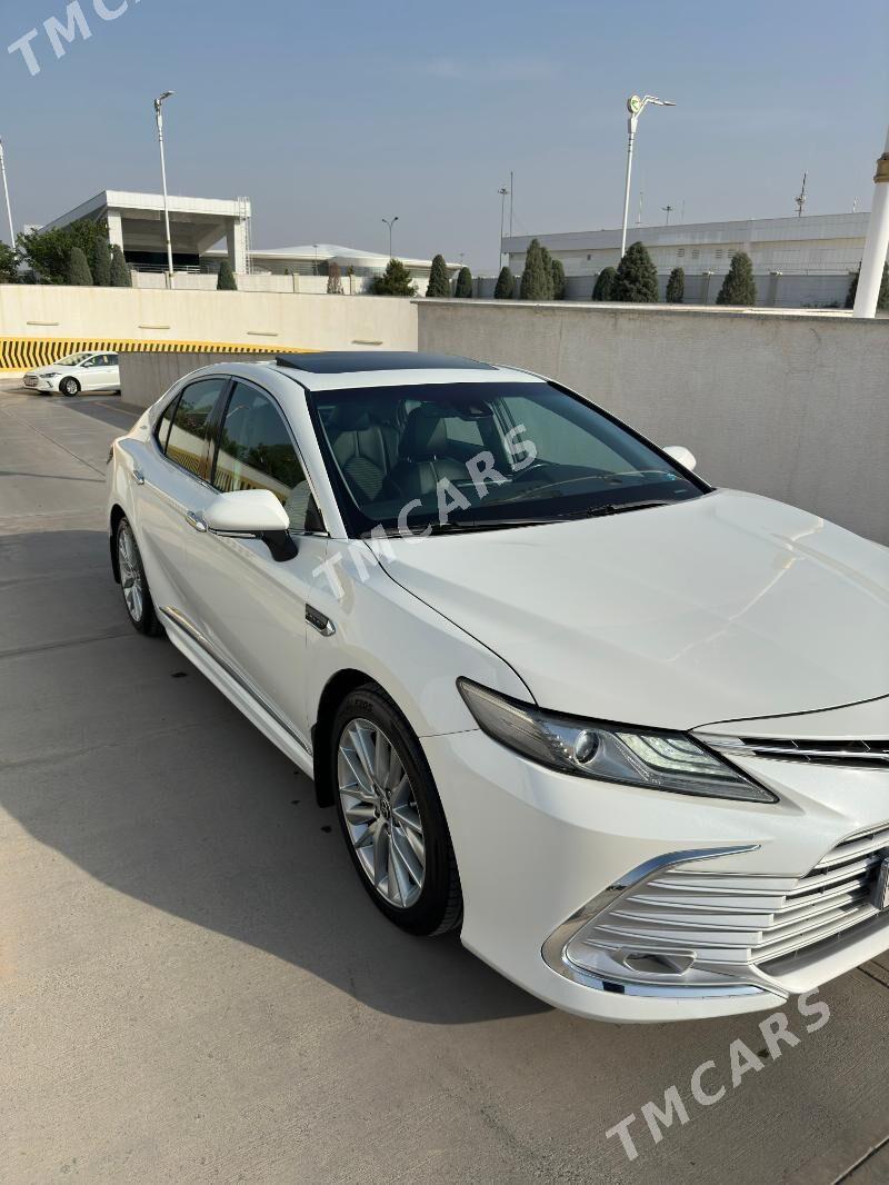 Toyota Camry 2021 - 325 000 TMT - Гарадамак - img 5